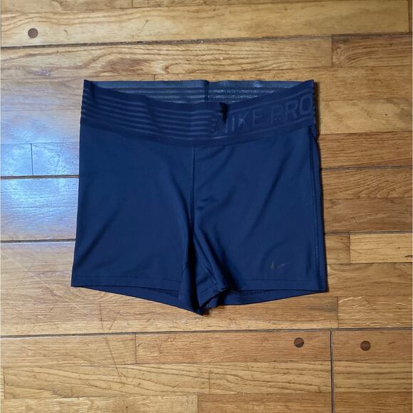 Nike Pro Women's  athletic workout shorts with Dri-FIT technology Sz L - Picture 7 of 16